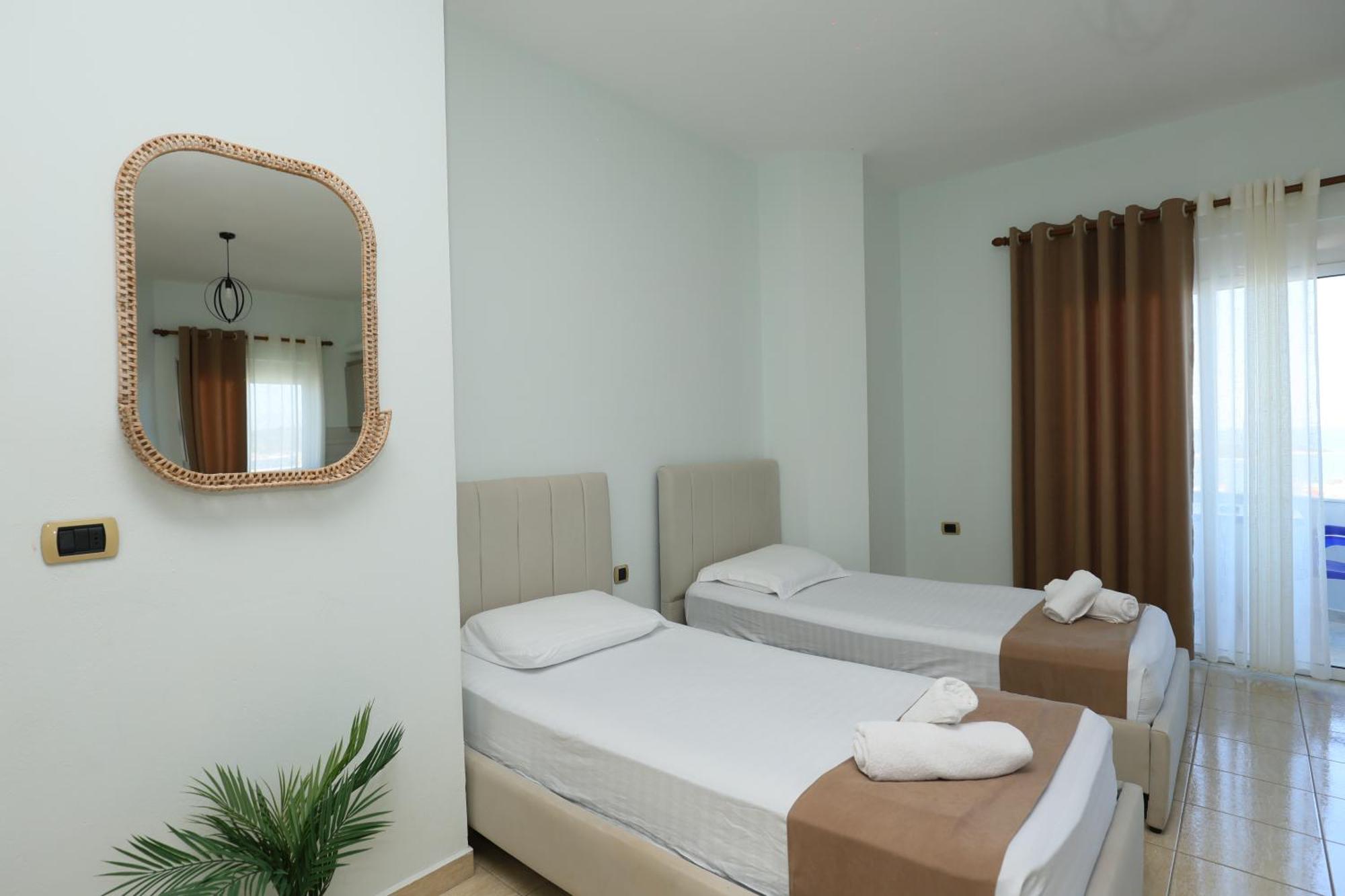 קסאמיל Michelle Apartments מראה חיצוני תמונה