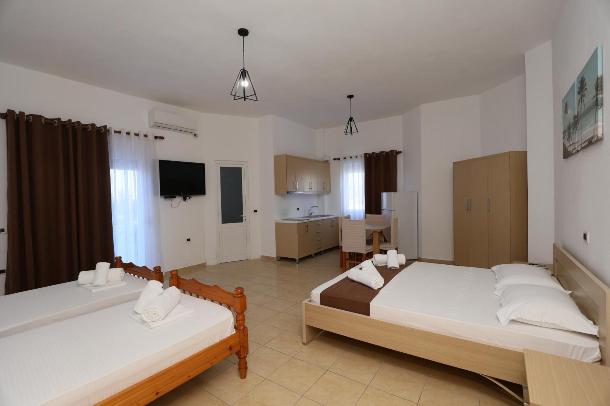 קסאמיל Michelle Apartments מראה חיצוני תמונה