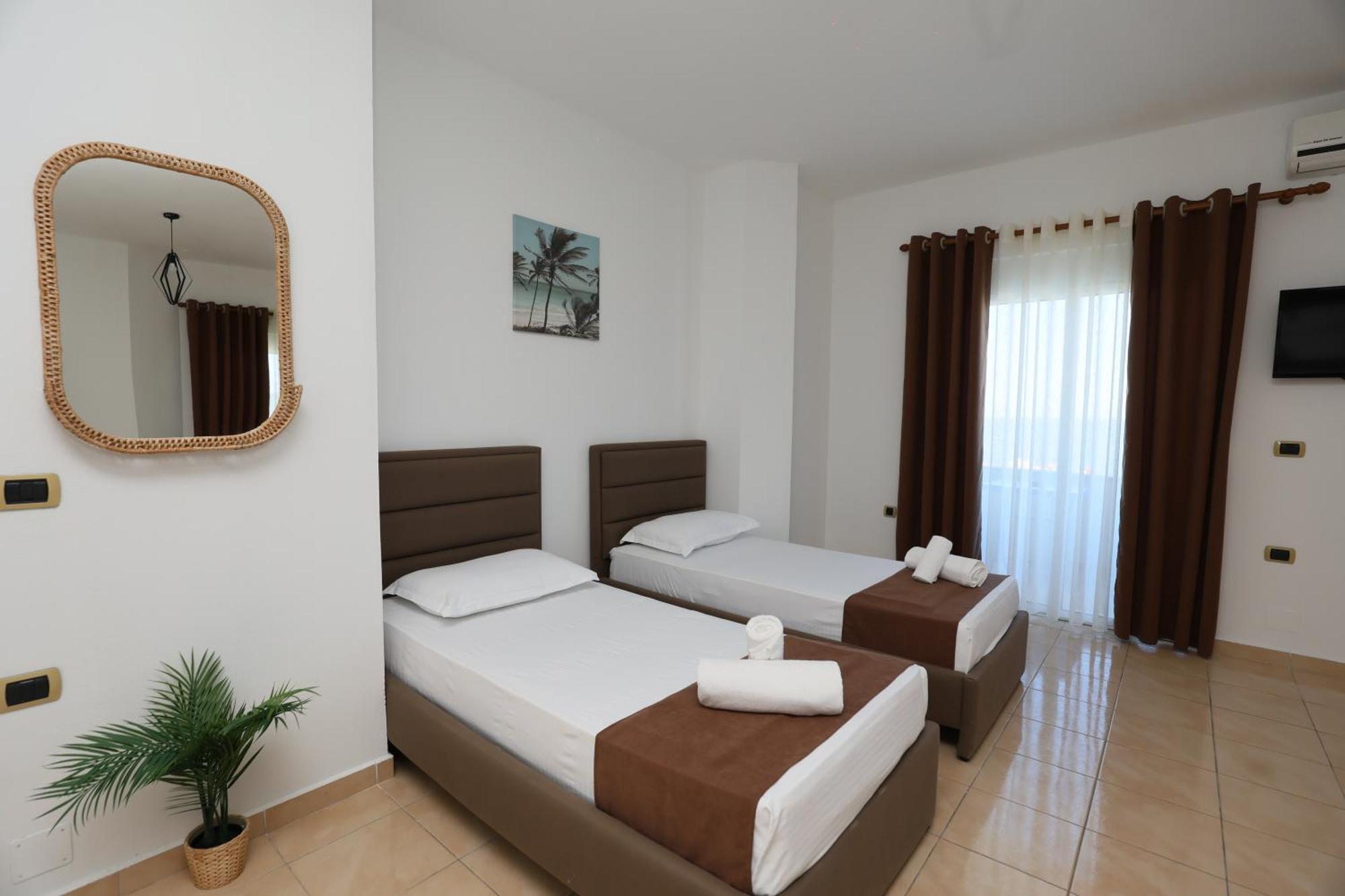 קסאמיל Michelle Apartments מראה חיצוני תמונה