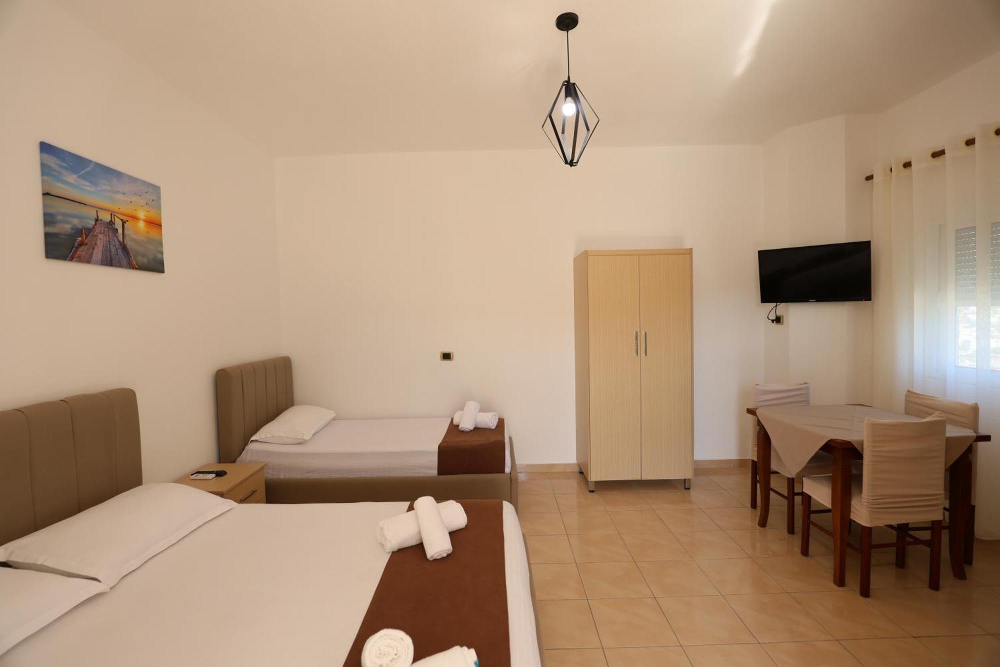 קסאמיל Michelle Apartments מראה חיצוני תמונה