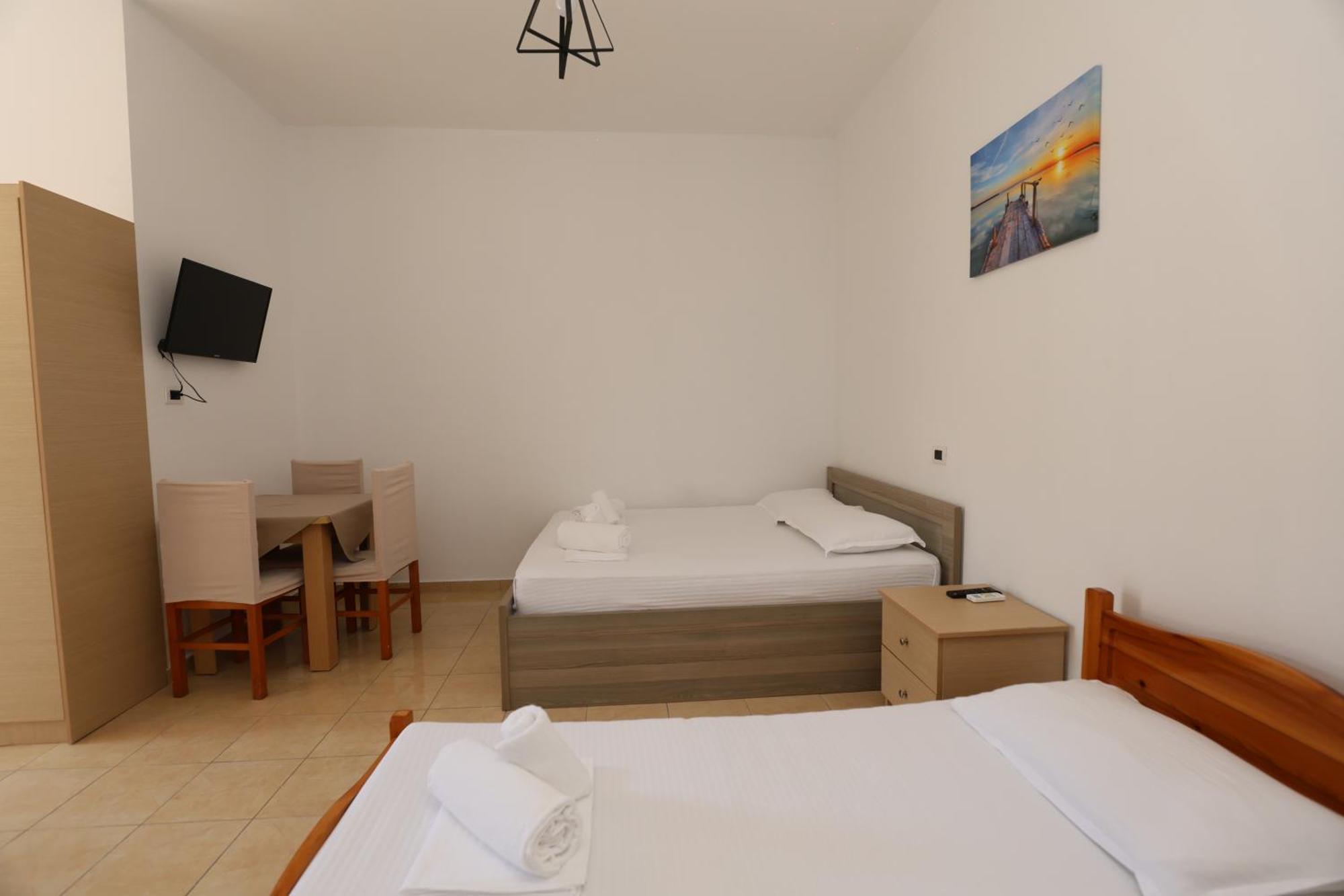 קסאמיל Michelle Apartments מראה חיצוני תמונה