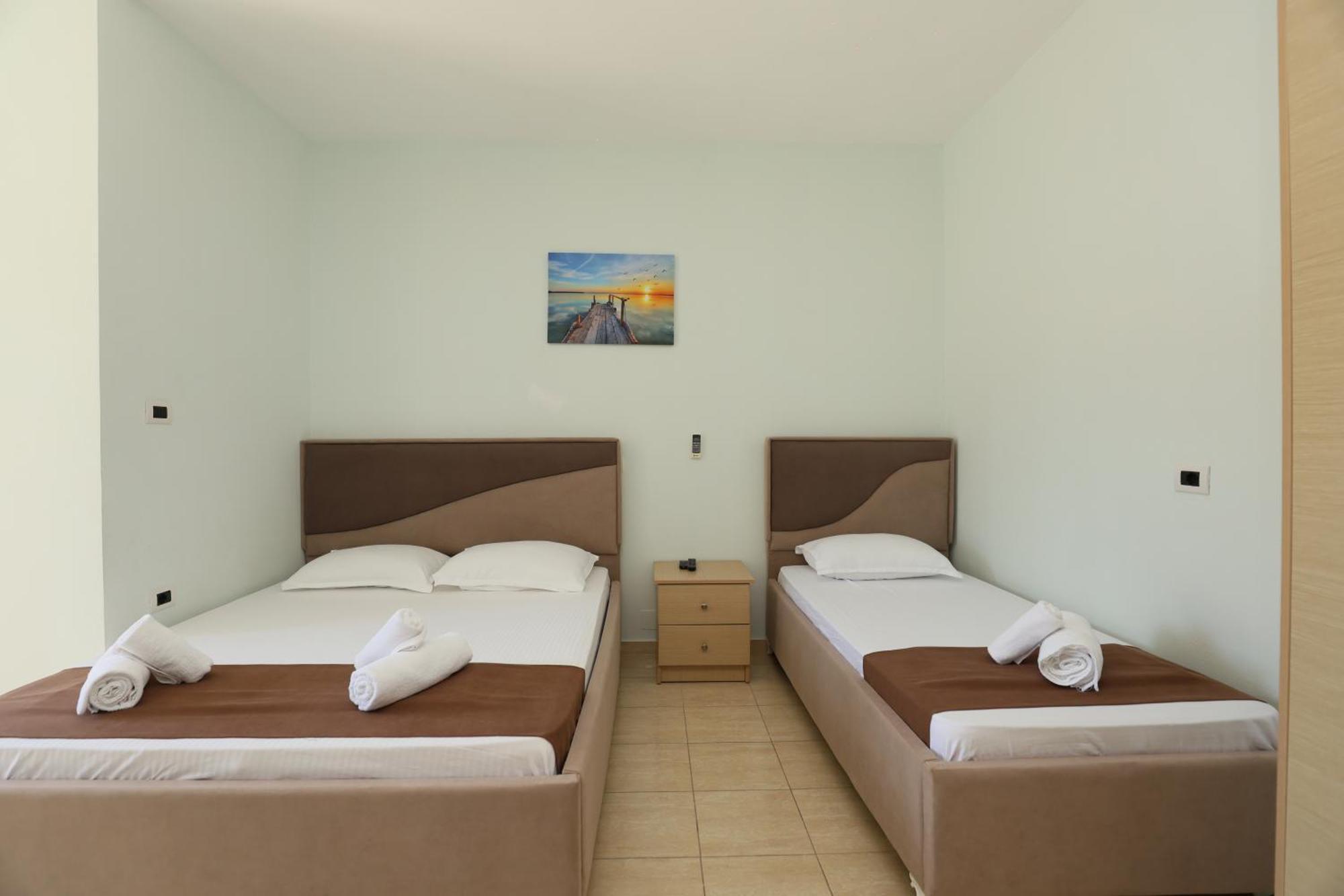 קסאמיל Michelle Apartments מראה חיצוני תמונה