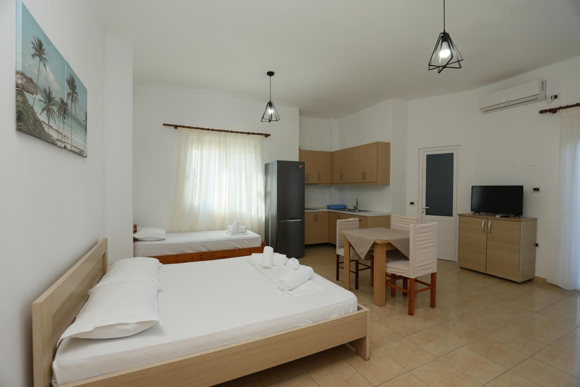 קסאמיל Michelle Apartments מראה חיצוני תמונה