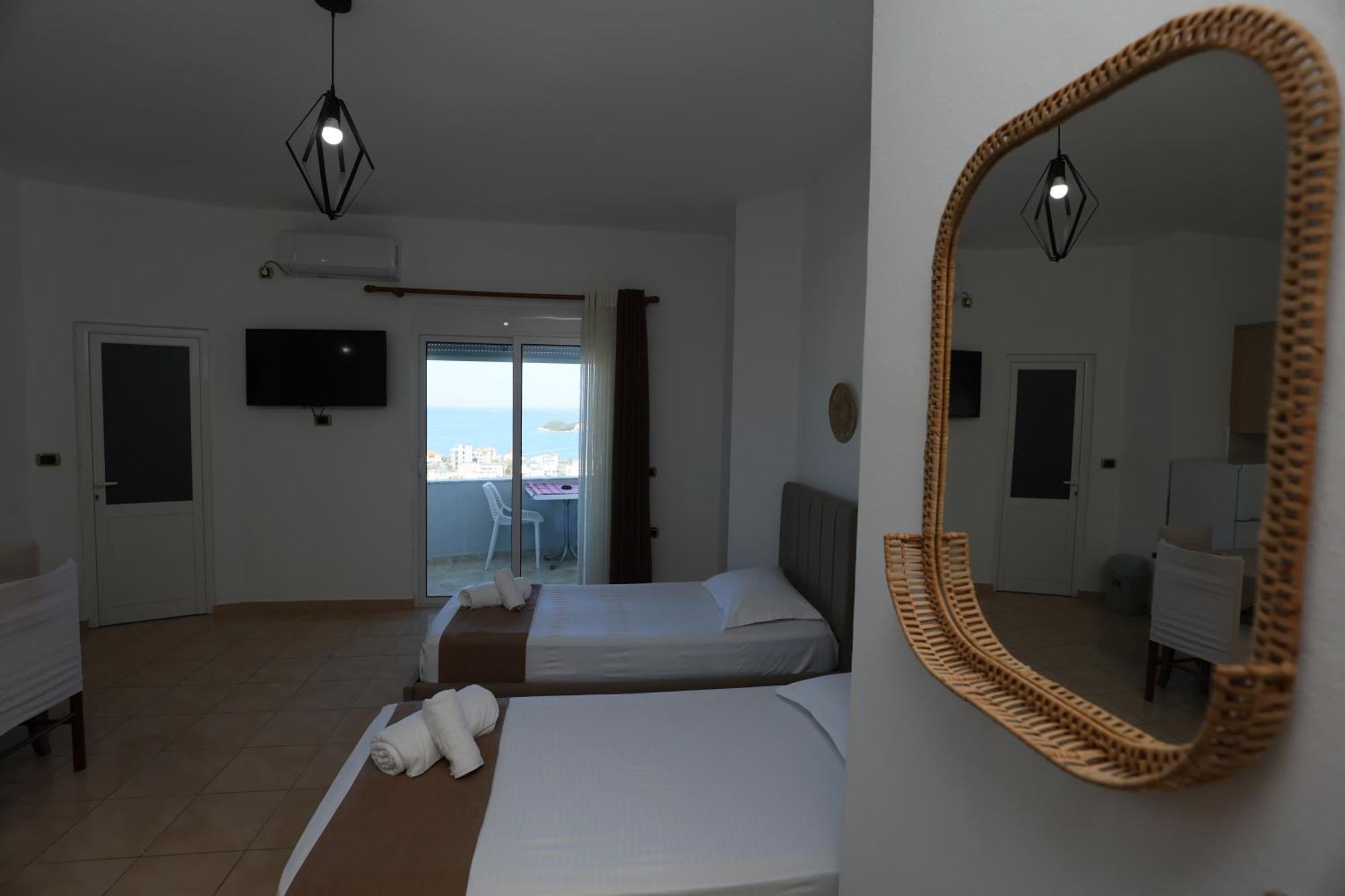 קסאמיל Michelle Apartments מראה חיצוני תמונה